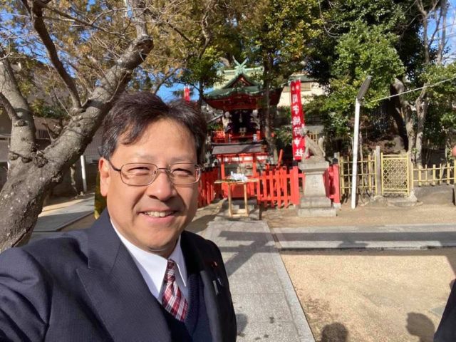 関守稲荷神社にお参りしました。