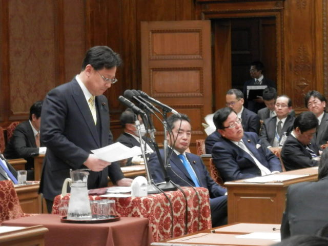 衆議院の内閣委員会で質疑を行いました。