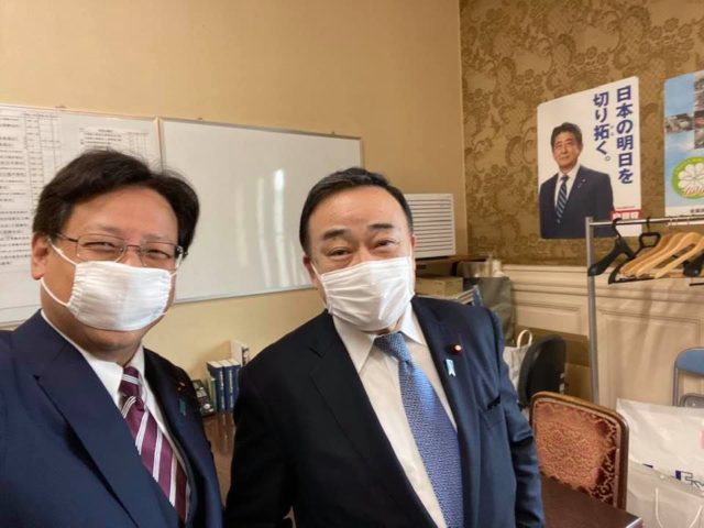 梶山経産大臣と。緊急事態宣言に向けて。