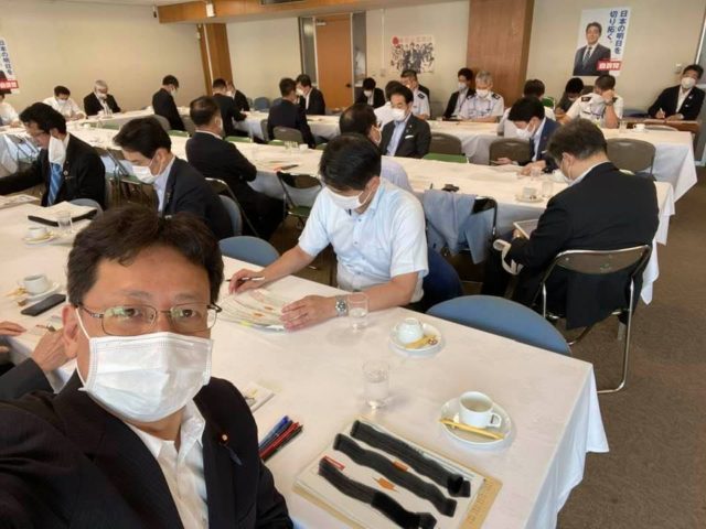 国防議員連盟の会議に参加しました。