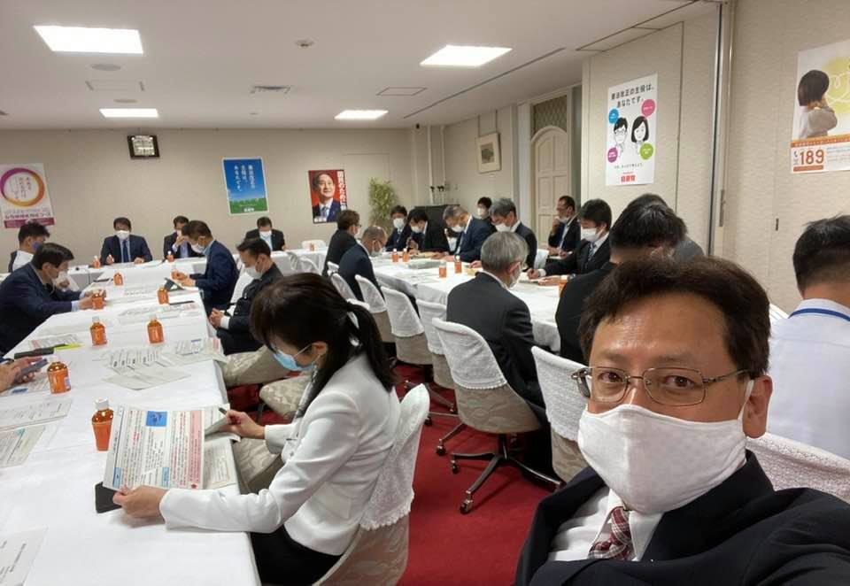 自民党本部の安全保障調査会・国防部会合同会議です。