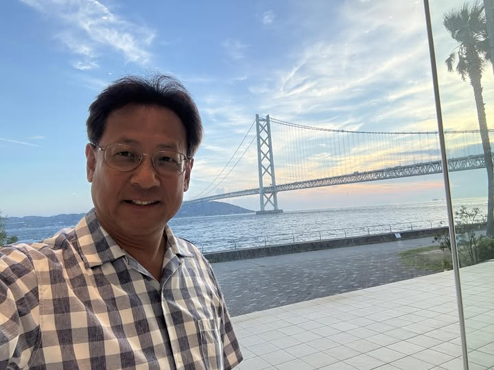明石海峡大橋と播磨灘