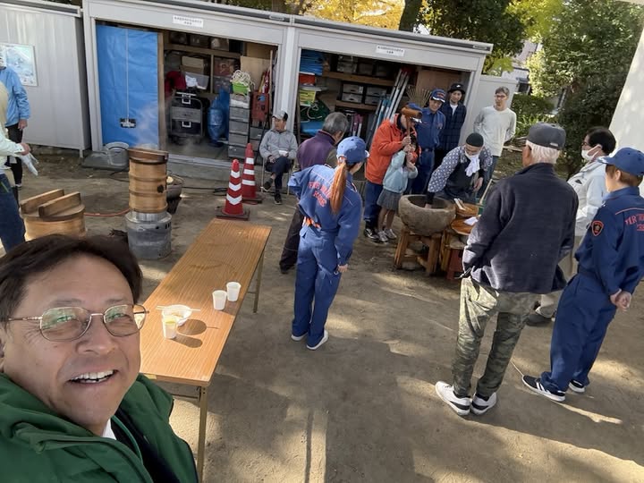 この冬第一号のお餅つきです