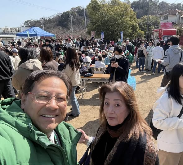 梅が満開の高倉台の梅見の会です